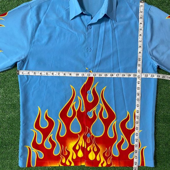 Vintage Y2K JNCO button up shortsleeve shirt. - Picture 5 of 6